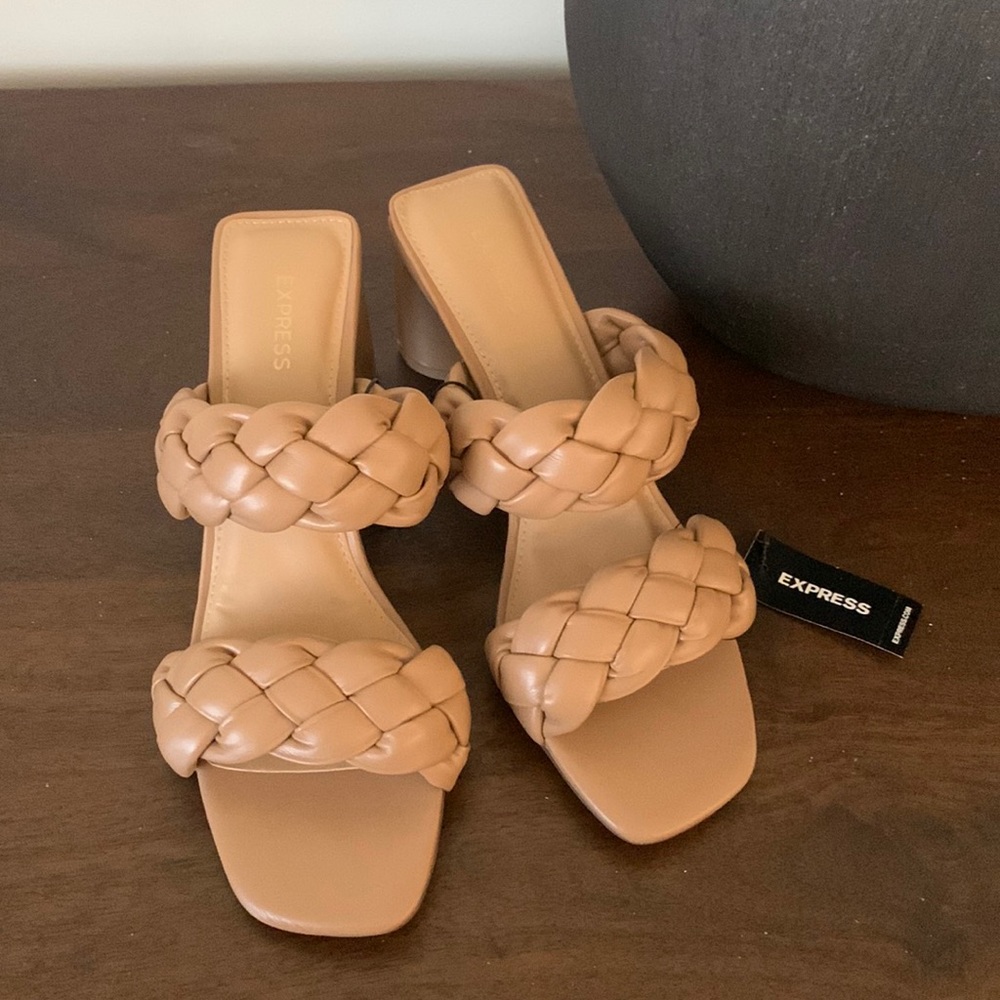 EXPRESS Basket Weaved Heeled Sandals Size 9.5